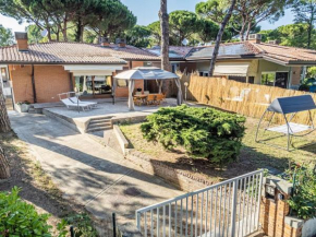 PINETA HOUSE LIGNANO Free Parking-Beach-Garden Lignano Pineta